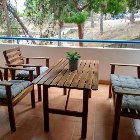 Vivienda En Residencial Con Piscina *